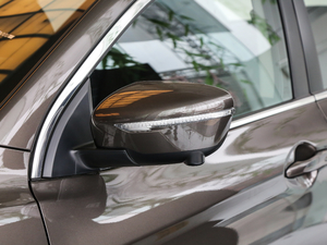 20172.0L XV Prem CVTA ^