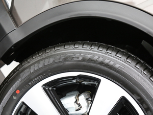 20172.0L XV Prem CVTA ^