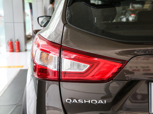 20172.0L XV Prem CVTA (ji)^