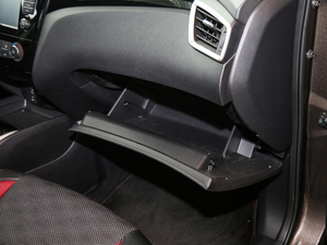 20172.0L XV Prem CVTA g