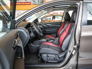 20172.0L XV Prem CVTA g