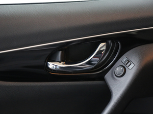 20172.0L XV Prem CVTA g