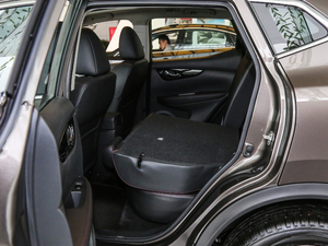 20172.0L XV Prem CVTA g