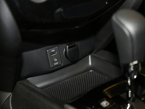 20172.0L XV Prem CVTA п؅^