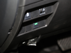 20172.0L XV Prem CVTA п؅^