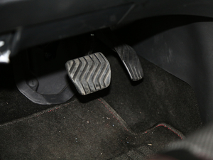 20172.0L XV Prem CVTA п؅^