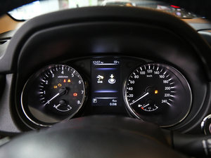 20172.0L XV Prem CVTA п؅^