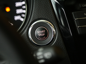 20172.0L XV Prem CVTA п؅^