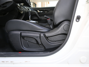 20172.0L XV TOP CVTŞ {{