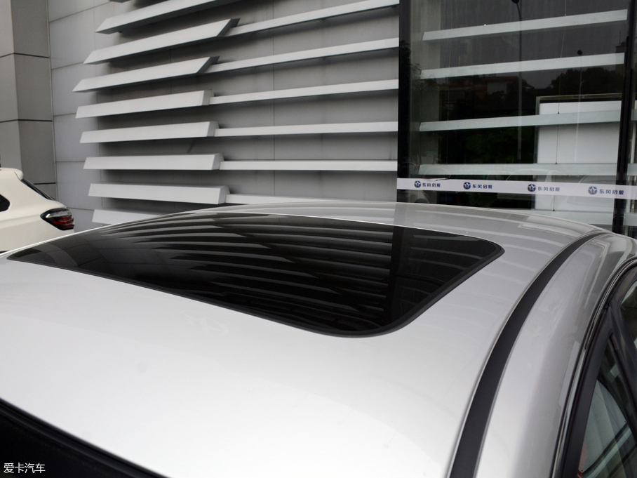 2018܎ (jng) 1.6XE+ CVTI(lng)Ȱ