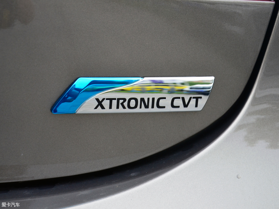 2018܎  1.6XE CVTm V