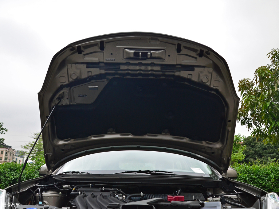 2018܎  1.6XE CVTm V