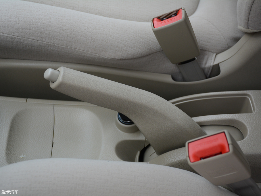 2018܎ (jng) 1.6XE CVTm V