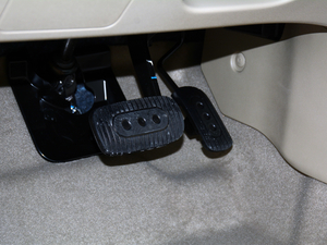 2018(jng) 1.6XE+ CVTI(lng)Ȱ п؅^(q)