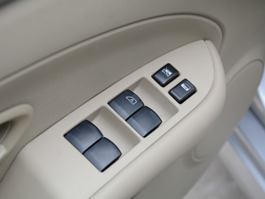 2018(jng) 1.6XE+ CVTI(lng)Ȱ п؅^(q)