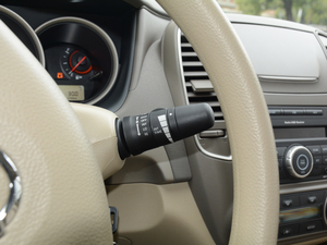 2018(jng) 1.6XE+ CVTI(lng)Ȱ п؅^(q)