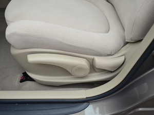 2018(jng) 1.6XE CVTm (gu)V {{(dio)(ji)