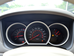 2018(jng) 1.6XE CVTm V x