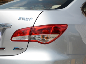 2018(jng) 1.6XE CVTm (gu)V (x)(ji)^