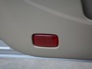 2018 1.6XE CVTm V g