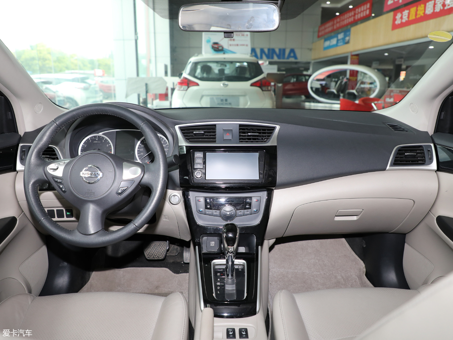 2018��܎�� 1.8XV CVT�����