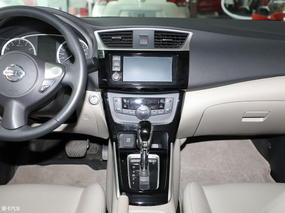 2018��܎�� 1.8XV CVT�����