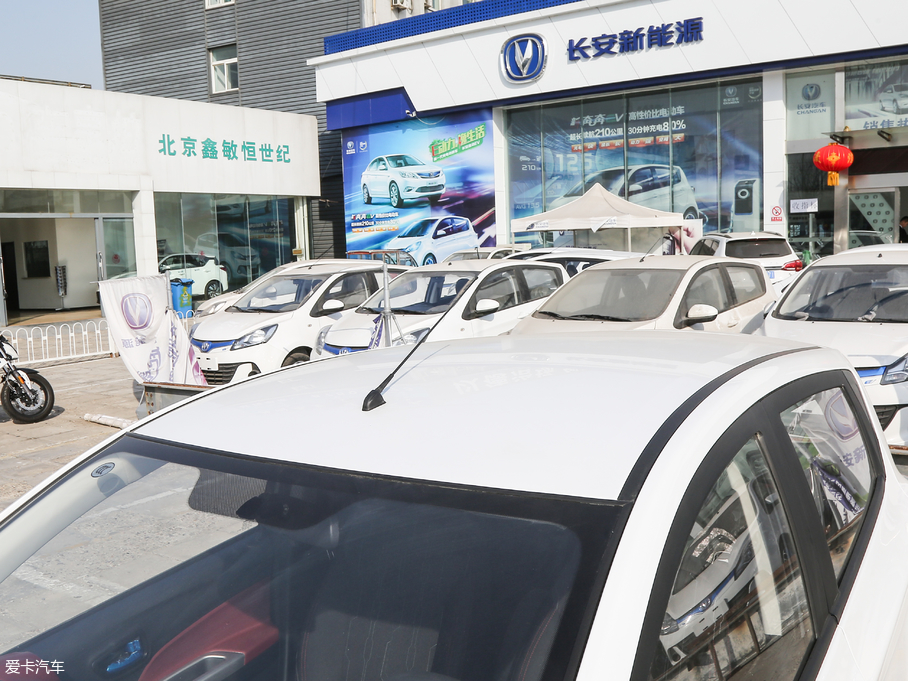 2018EV 260 (bio)(zhn) 251kmm(x)