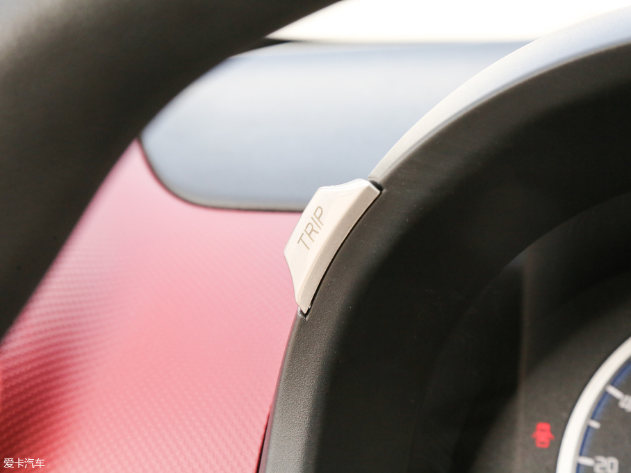 2018���EV 260 �˜��� 251km�m�����