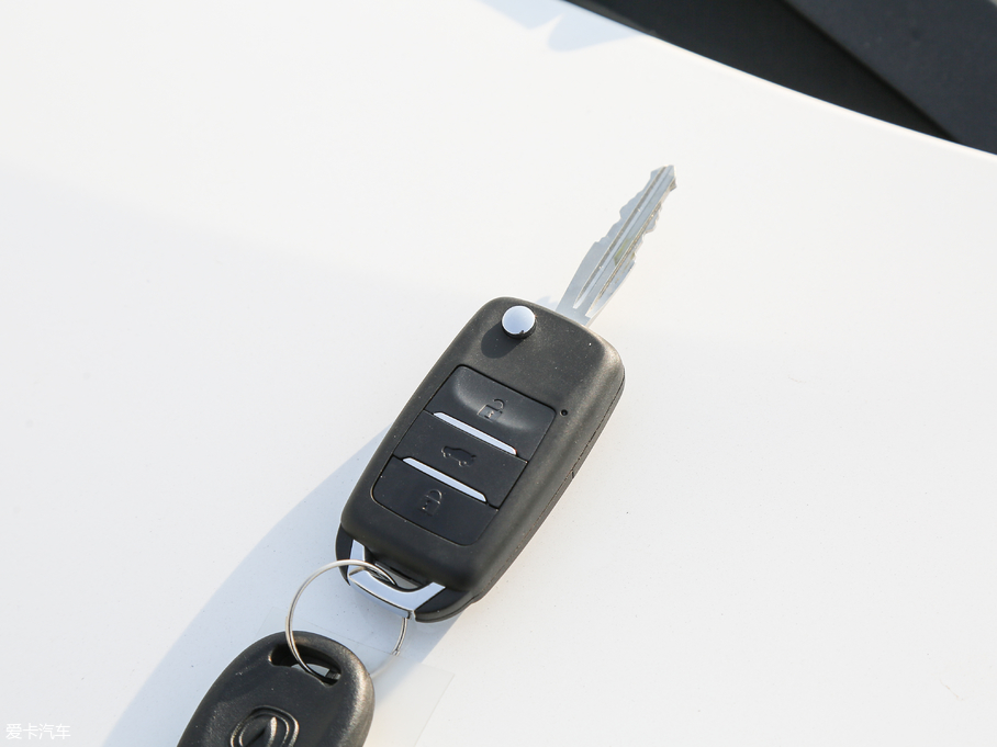 2018EV 260 (bio)(zhn) 251kmm(x)