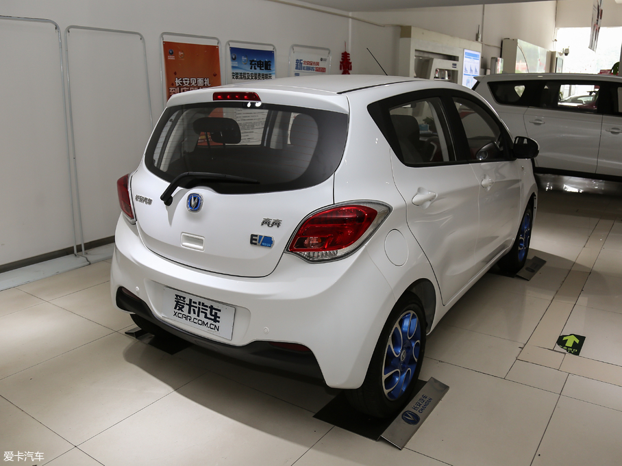 2018EV 260 r 251kmm(x)