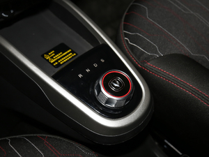 2018260 r 251kmm(x) QU