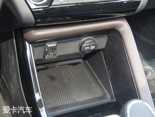 長(zhǎng)安乘用車2018款逸動(dòng)DT