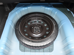 2018款1.6L 手动尊享版 备胎