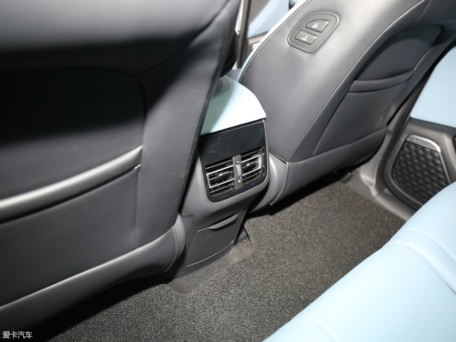 2018LCS75 PHEV 1.5T PHEVI