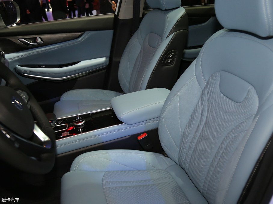 2018LCS75 PHEV 1.5T PHEVI