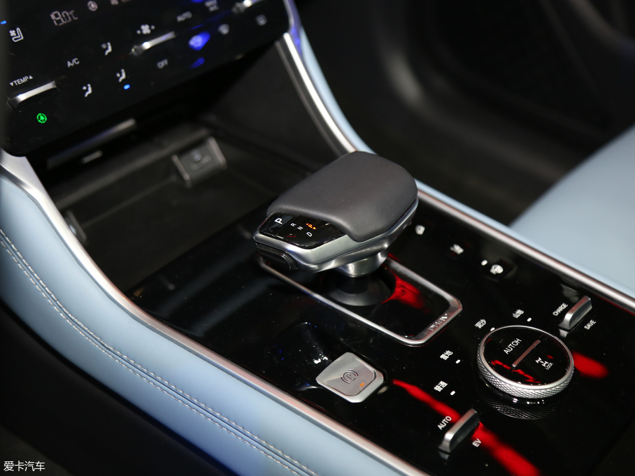 2018���L��CS75 PHEV 1.5T PHEV�I(l��ng)����