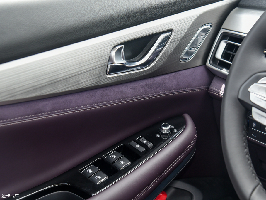 2018LCS75 PHEV 1.5T PHEVI