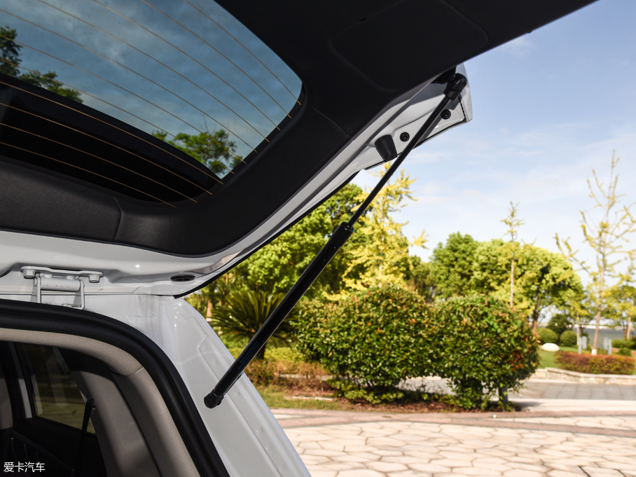 2018LCS75 PHEV 1.5T PHEVI