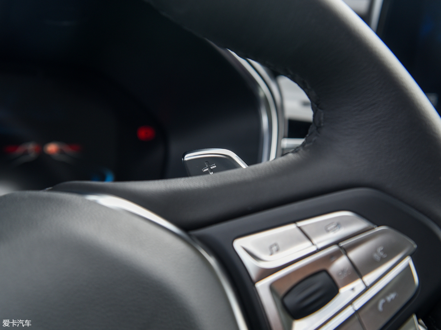 2018���L��CS75 PHEV 1.5T PHEV�I����