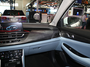 20181.5T PHEVI п؅^