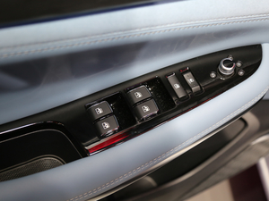 20181.5T PHEVI п؅^