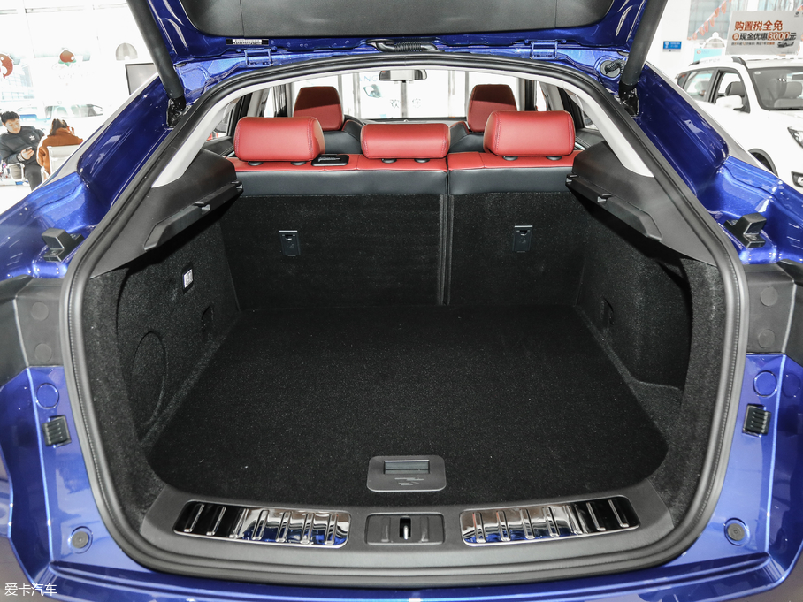 2019LCS85 COUPE 2.0T ǰ V