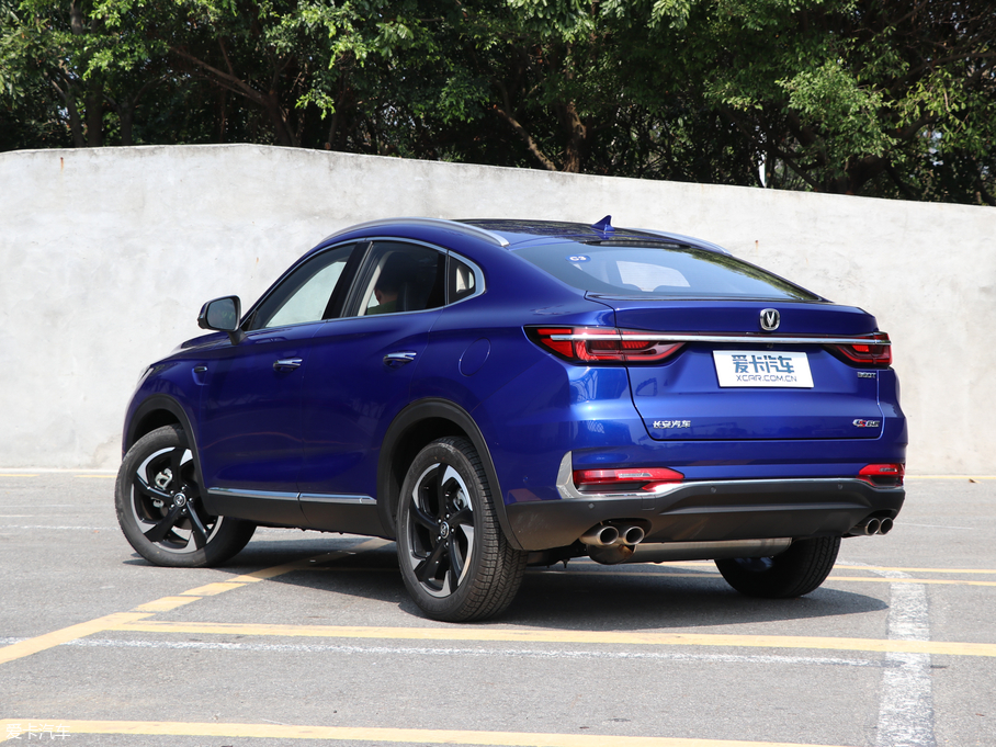 2019LCS85 COUPE 2.0T ǰ V