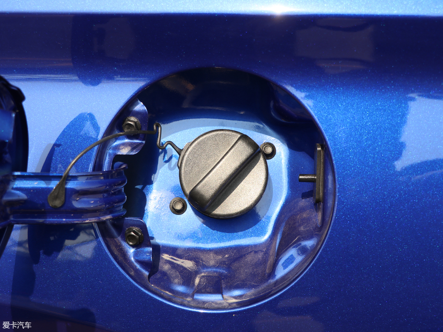 2019LCS85 COUPE 2.0T ǰ V