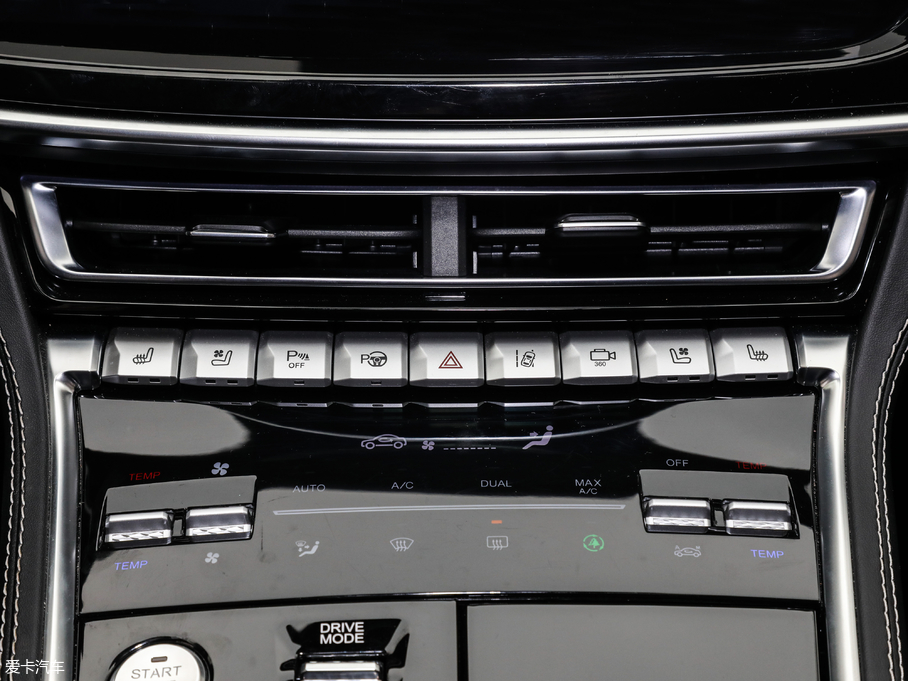 2019LCS85 COUPE 2.0T ǰ V