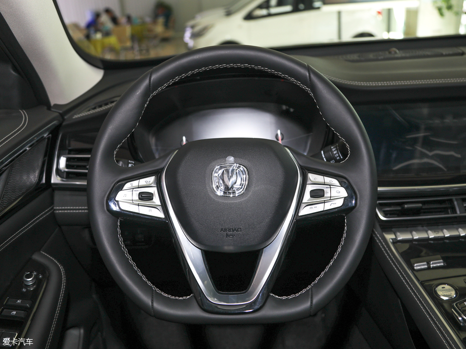 2019LCS85 COUPE 2.0T Ʒ VI