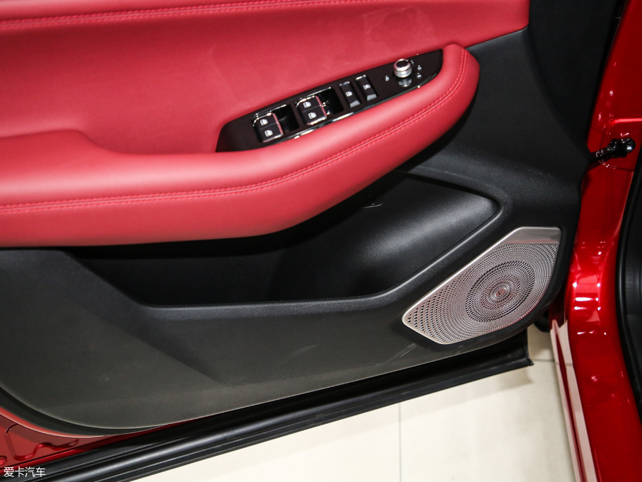 2019LCS85 COUPE 2.0T ǰ VI