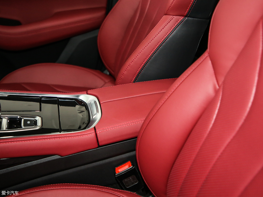 2019LCS85 COUPE 2.0T ǰ VI