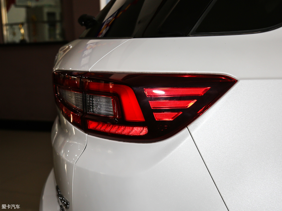 2018LCS55 1.5T Ԅſ V