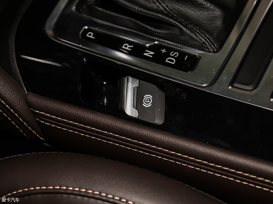 2018L(zhng)CS55 1.5T Ԅ(dng)ſ (gu)V